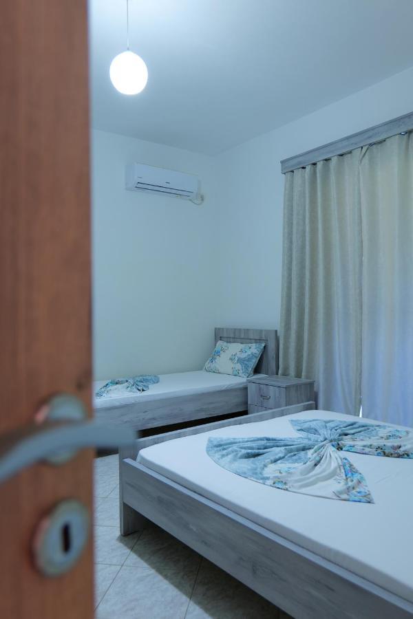 Hotel Panorama Piqeras Εξωτερικό φωτογραφία