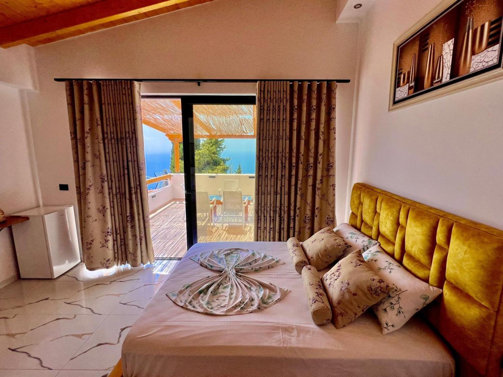 Hotel Panorama Piqeras Εξωτερικό φωτογραφία
