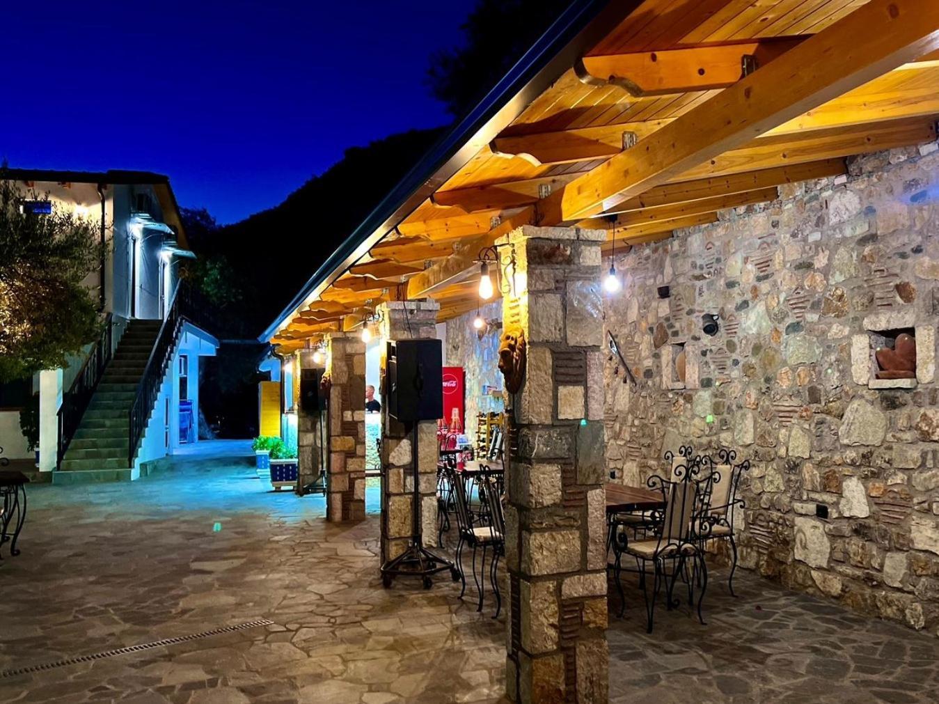 Hotel Panorama Piqeras Εξωτερικό φωτογραφία