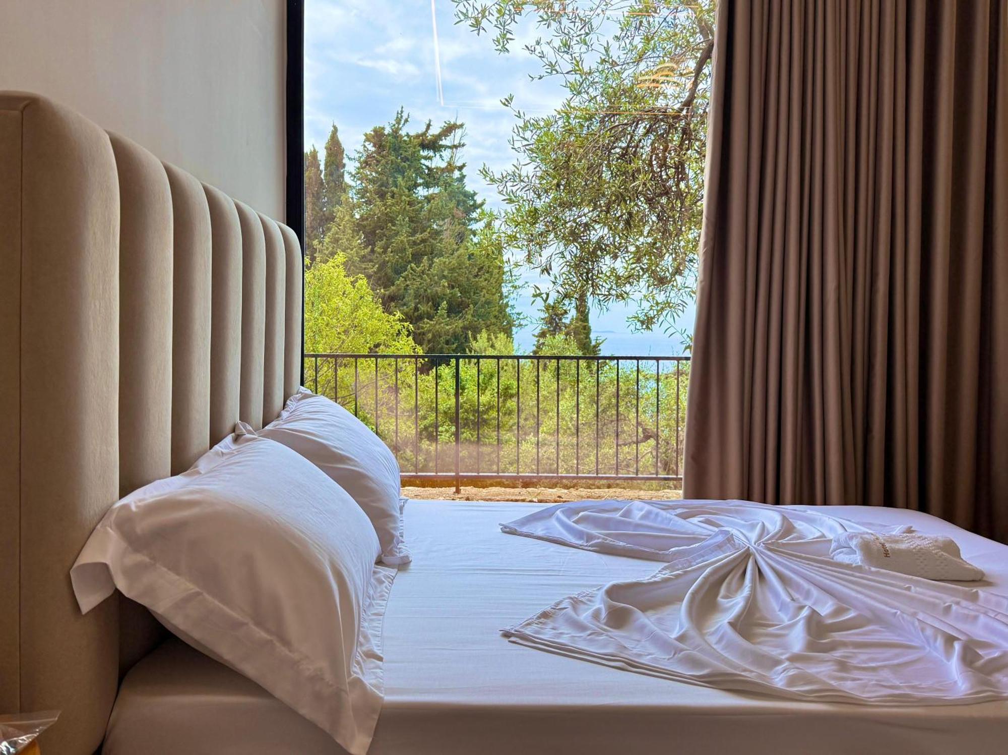 Hotel Panorama Piqeras Εξωτερικό φωτογραφία